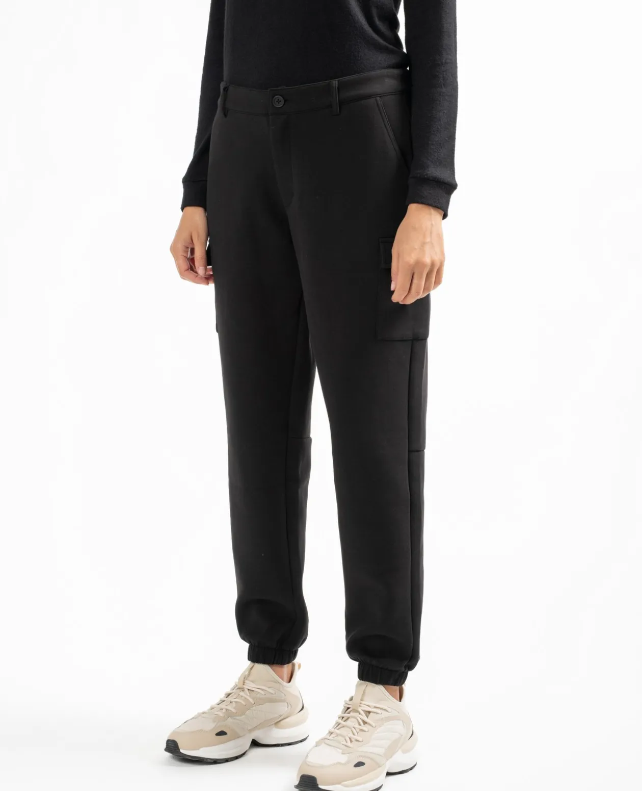 New Sun Valley Varhian Noir