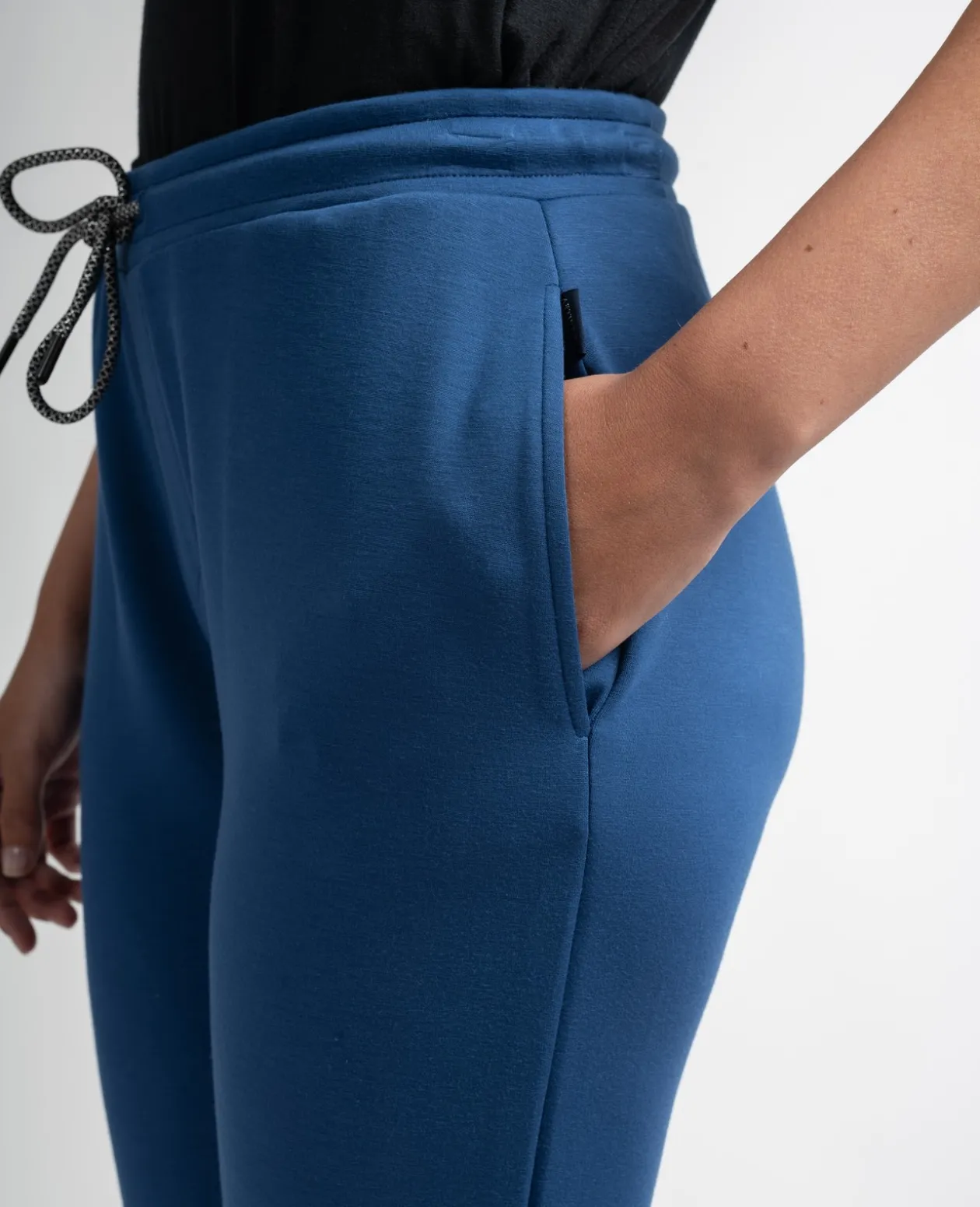 Discount Sun Valley Veele Bleu Sombre